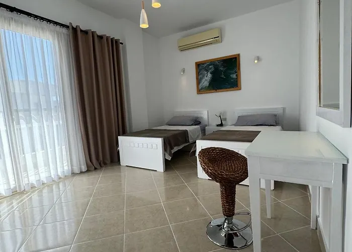 The Ritz Carlton Luxury 2 Bedroom *